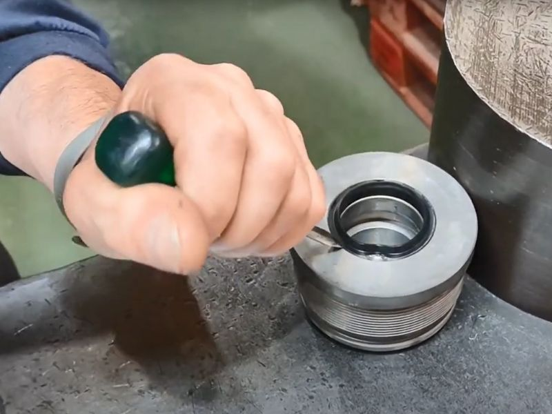 7 základních kroků pro hydraulický válec