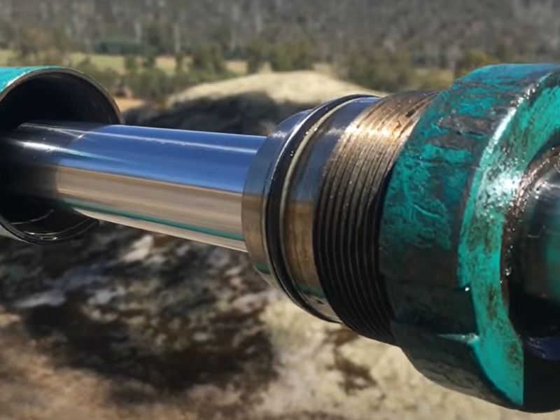 Pochopení základních konceptů hydraulických válců mazání